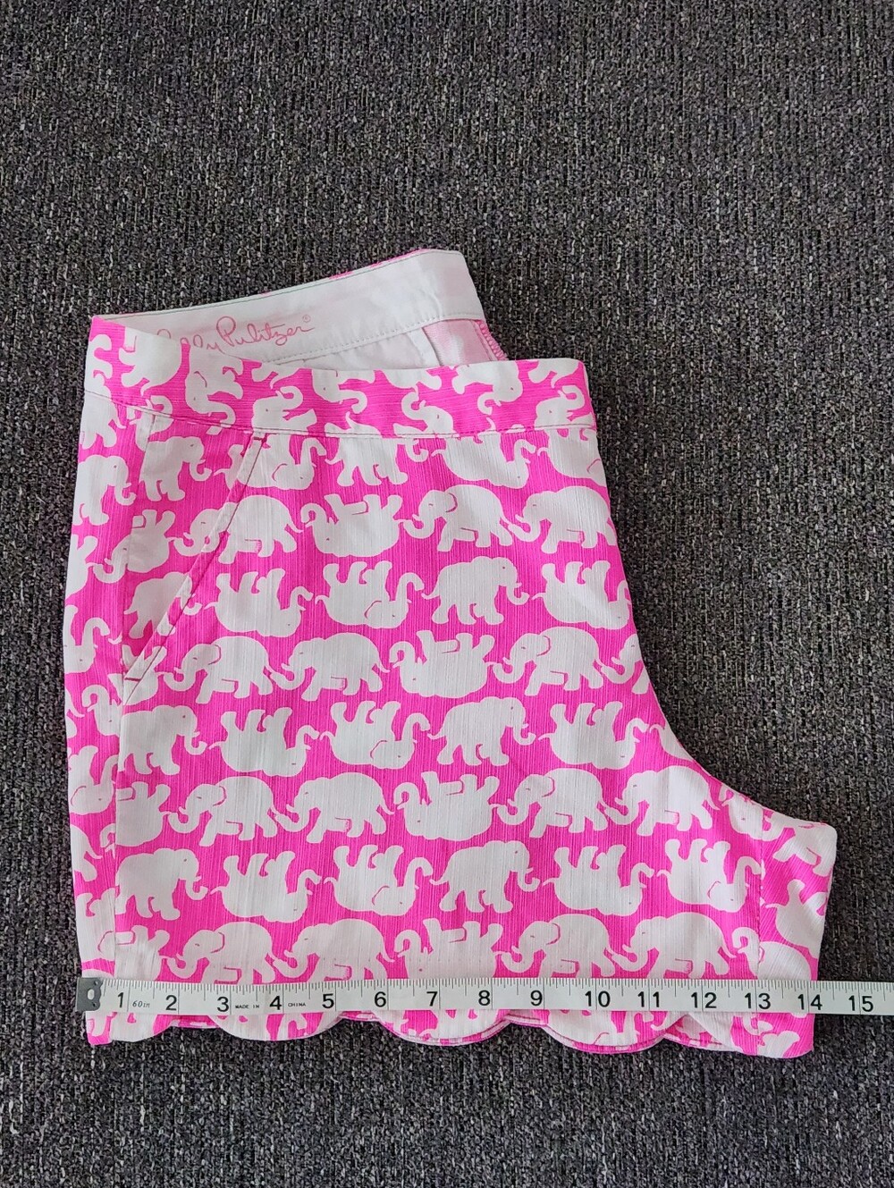 🐘HTF Lilly Pulitzer🐘 - Buttercup Short - Picture 14 of 15